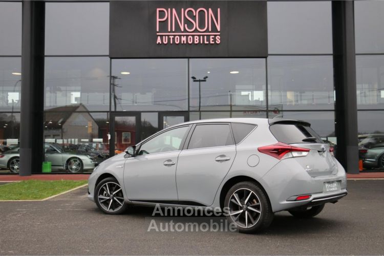 Toyota Auris Hybride 136h - BV CVT 2017 II 2013 BERLINE Collection PHASE 2 - <small></small> 17.490 € <small>TTC</small> - #6