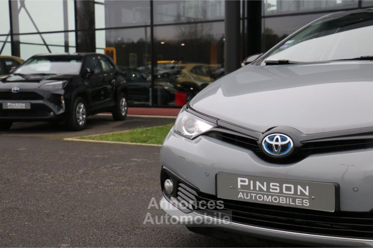 Toyota Auris Hybride 136h - BV CVT 2017 II 2013 BERLINE Collection PHASE 2 - <small></small> 17.490 € <small>TTC</small> - #9