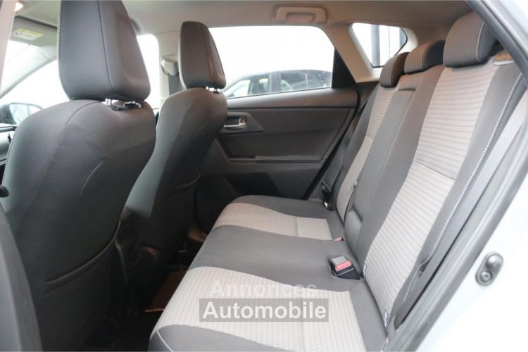 Toyota Auris Hybride 136h - BV CVT 2017 II 2013 BERLINE Collection PHASE 2 - <small></small> 17.490 € <small>TTC</small> - #36