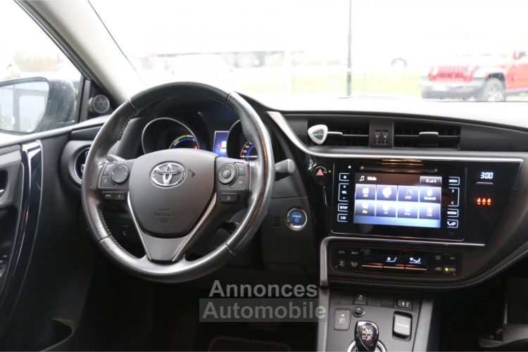 Toyota Auris Hybride 136h - BV CVT 2017 II BERLINE Collection PHASE 2 - <small></small> 17.490 € <small>TTC</small> - #20