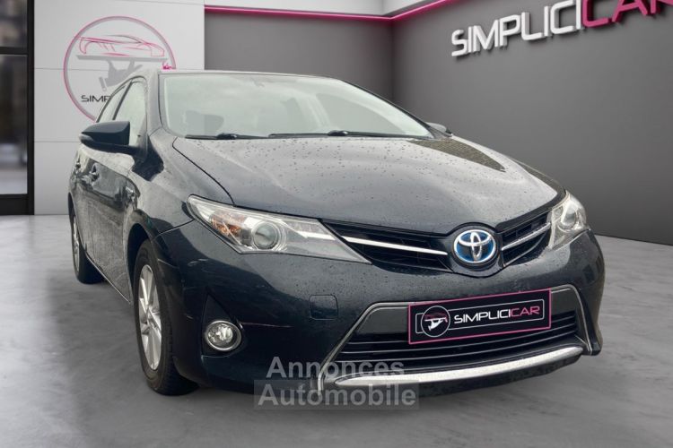 Toyota Auris Hybride 136h Dynamic - <small></small> 11.990 € <small>TTC</small> - #1