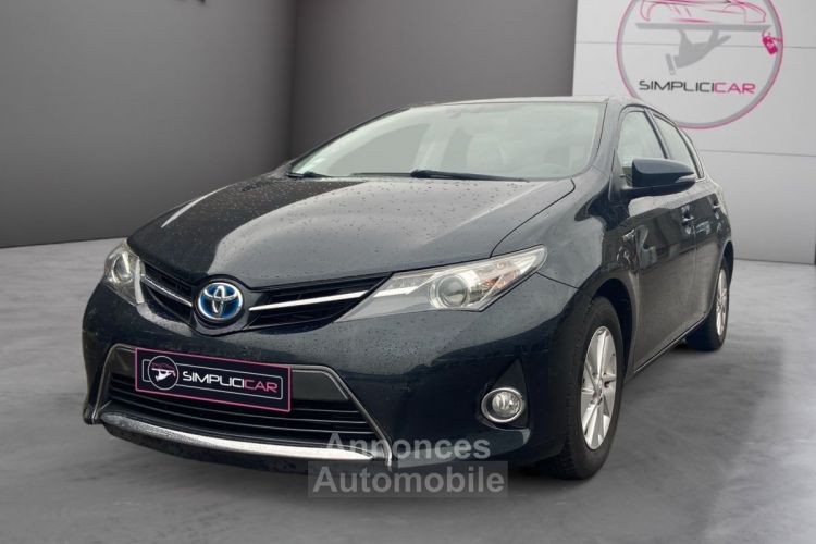 Toyota Auris Hybride 136h Dynamic - <small></small> 11.990 € <small>TTC</small> - #3