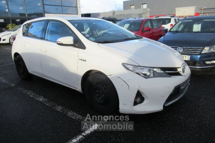 Toyota Auris Hybride 136h Dynamic - <small></small> 9.990 € <small>TTC</small> - #3