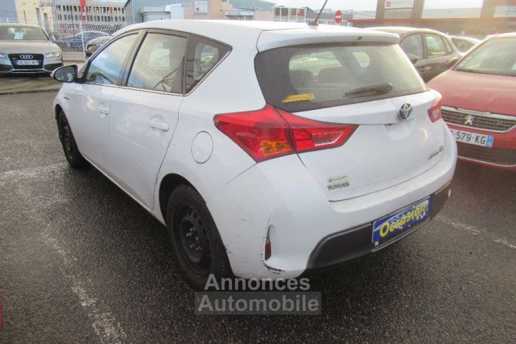 Toyota Auris Hybride 136h Dynamic - <small></small> 9.990 € <small>TTC</small> - #6