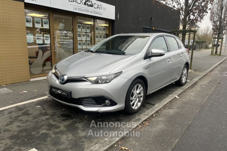 Toyota Auris Hybride 136h Dynamic - <small></small> 12.490 € <small>TTC</small> - #1