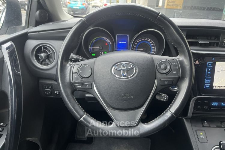 Toyota Auris Hybride 136h Dynamic - <small></small> 12.490 € <small>TTC</small> - #11