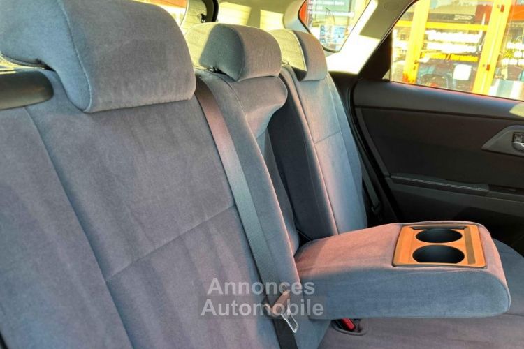 Toyota Auris HYBRIDE 136h Dynamic - <small></small> 11.490 € <small>TTC</small> - #20