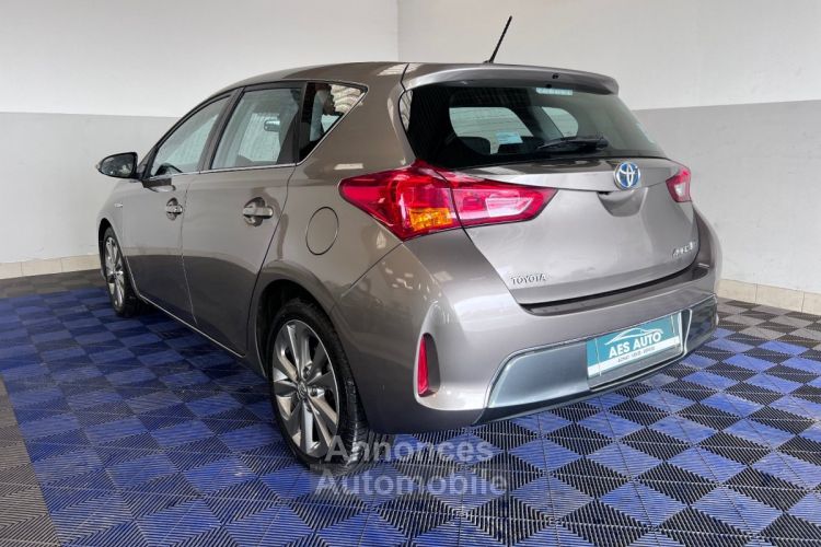 Toyota Auris Hybride 136h Dynamic - <small></small> 9.990 € <small>TTC</small> - #2