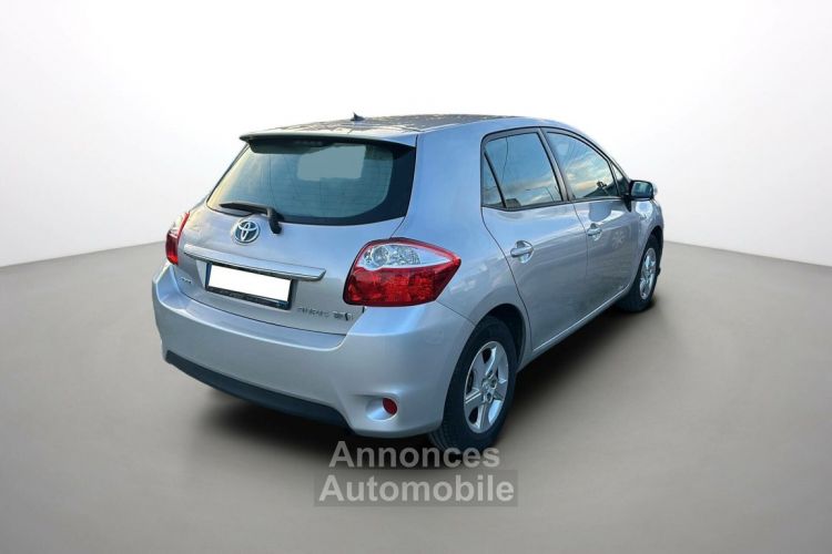 Toyota Auris Hybride 136h dynamique 17 - <small></small> 9.990 € <small>TTC</small> - #5