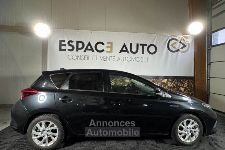 Toyota Auris Hybride 136h Executive - <small></small> 17.490 € <small>TTC</small> - #6