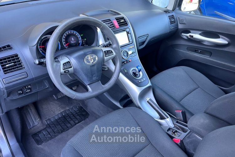 Toyota Auris Hybride 136h Lounge - <small></small> 7.990 € <small>TTC</small> - #7