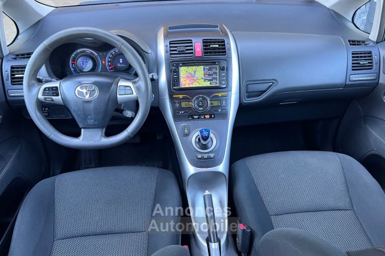 Toyota Auris Hybride 136h Lounge - <small></small> 7.990 € <small>TTC</small> - #8