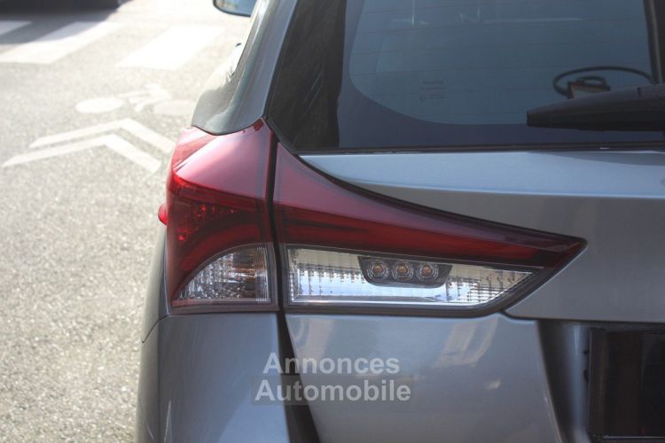 Toyota Auris II (2) HYBRIDE 136H DYNAMIC - <small></small> 10.490 € <small>TTC</small> - #18