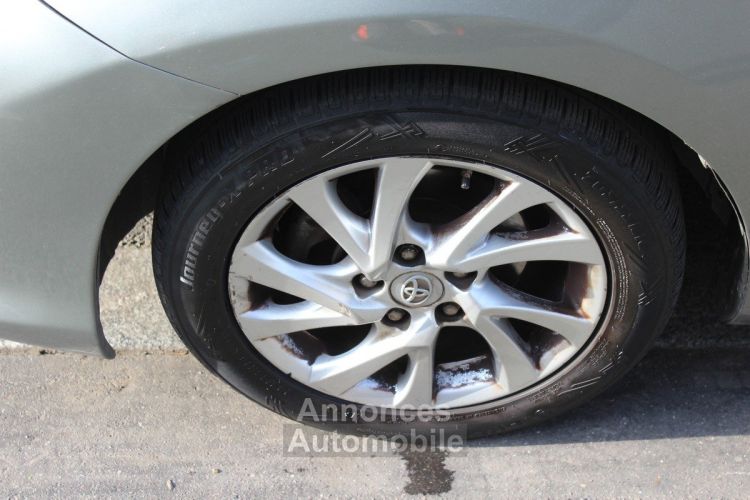 Toyota Auris II (2) HYBRIDE 136H DYNAMIC - <small></small> 10.490 € <small>TTC</small> - #22