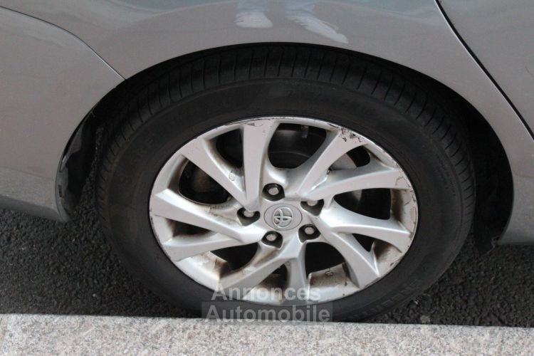 Toyota Auris II (2) TOURING SPORTS HYBRIDE 136 DYNAMIC - <small></small> 9.990 € <small>TTC</small> - #24