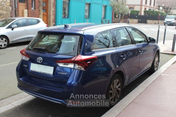 Toyota Auris II (2) TOURING SPORTS HYBRIDE 136 DYNAMIC (Ethanol ) - <small></small> 10.990 € <small>TTC</small> - #21