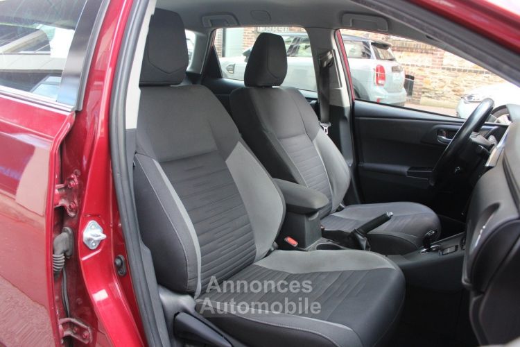 Toyota Auris II (2) TOURING SPORTS HYBRIDE 136 DYNAMIC (Ethanol ) - <small></small> 10.990 € <small>TTC</small> - #8