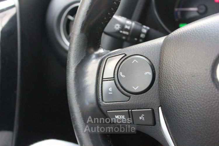 Toyota Auris II (2) TOURING SPORTS HYBRIDE 136 DYNAMIC (Ethanol ) - <small></small> 10.990 € <small>TTC</small> - #25