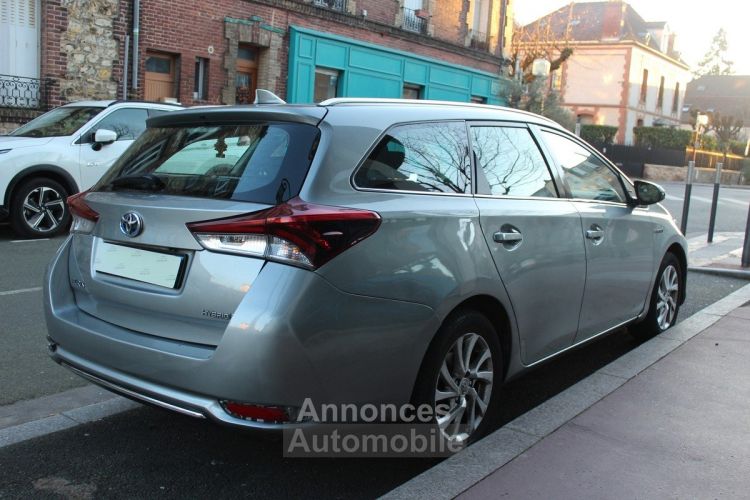 Toyota Auris II (2) TOURING SPORTS HYBRIDE 136 DYNAMIC (Ethanol ) - <small></small> 10.990 € <small>TTC</small> - #20