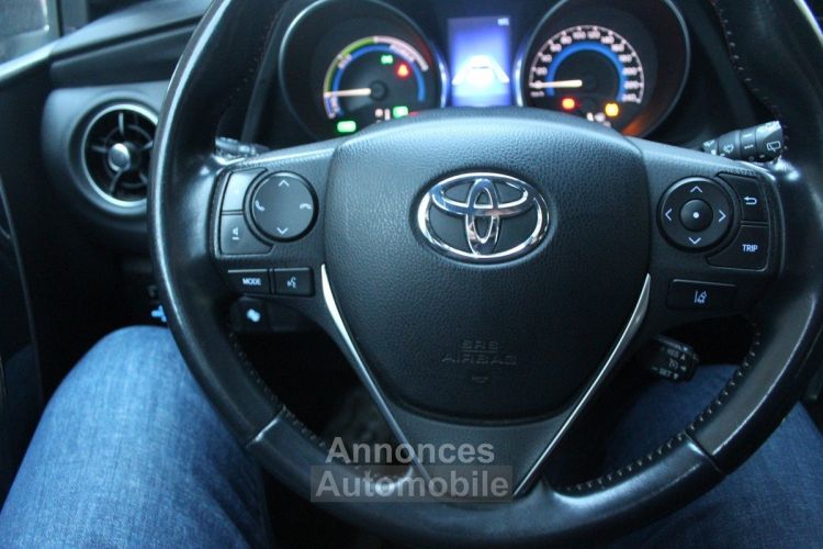 Toyota Auris II (2) TOURING SPORTS HYBRIDE 136H TENDANCE BUSINESS - <small></small> 10.990 € <small>TTC</small> - #24