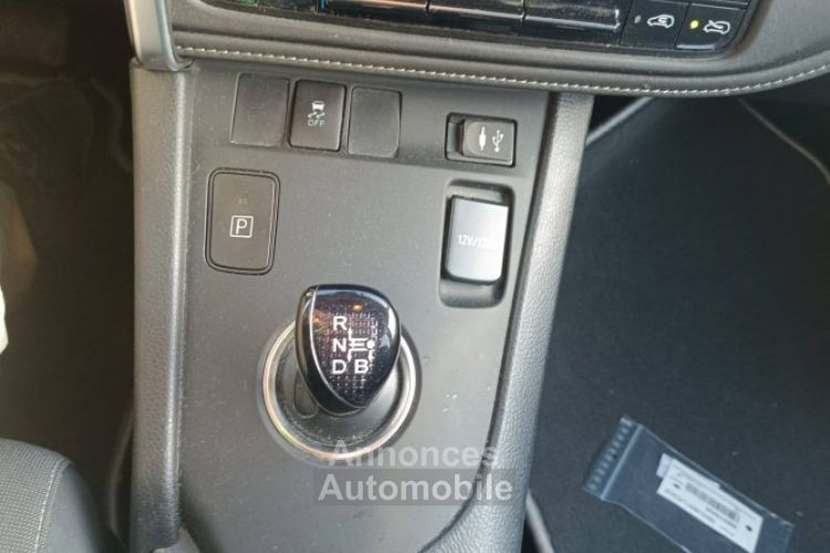 Toyota Auris II HSD 136h Design Business - <small></small> 12.980 € <small>TTC</small> - #9