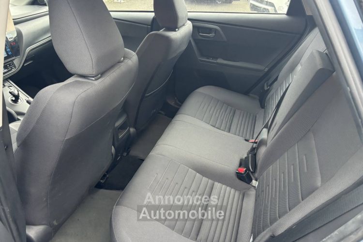 Toyota Auris II HSD 136h Dynamic - <small></small> 12.990 € <small>TTC</small> - #8