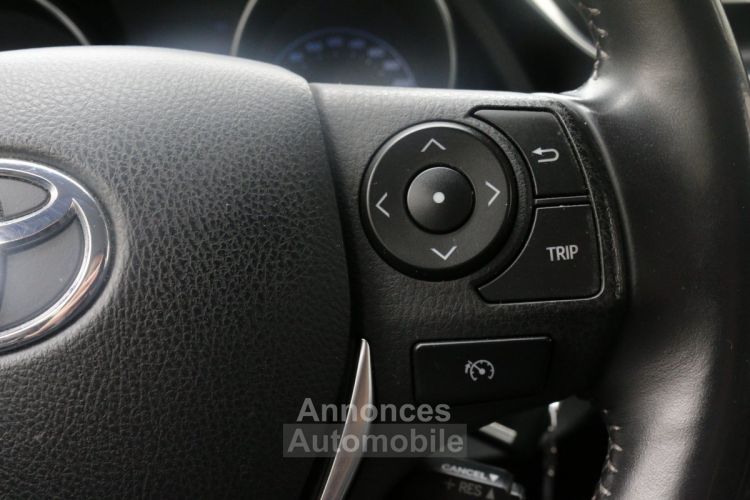Toyota Auris Ph.II 1.6 D-4D 112 Dynamic (Caméra de recul, GPS, Bluetooth) - <small></small> 9.990 € <small>TTC</small> - #25
