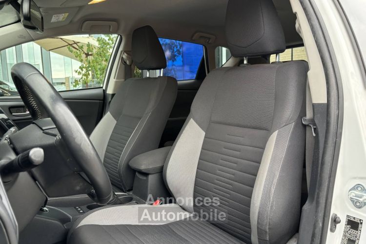 Toyota Auris PRO RC18 Hybride Pro 136h Design Business - <small></small> 16.980 € <small>TTC</small> - #12