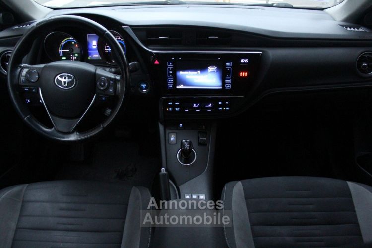 Toyota Auris Touring 1.8 HYBRIDE 136H Sport - <small></small> 9.990 € <small>TTC</small> - #9