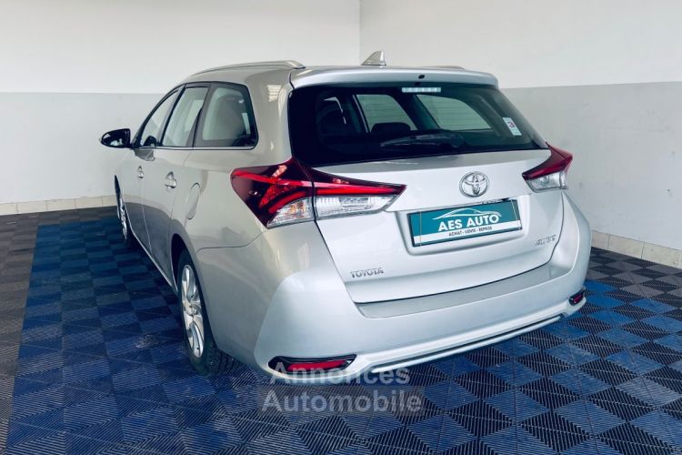 Toyota Auris Touring Sports 112 ch D-4D Dynamic - <small></small> 9.490 € <small>TTC</small> - #2