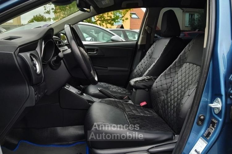 Toyota Auris Touring Sports HSD 136H DYNAMIC - <small></small> 14.990 € <small>TTC</small> - #8