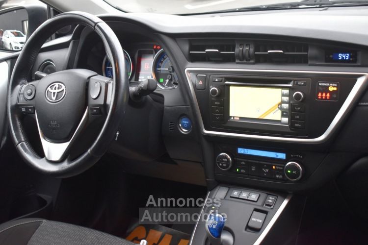 Toyota Auris Touring Sports HSD 136H FEEL! - <small></small> 11.490 € <small>TTC</small> - #6