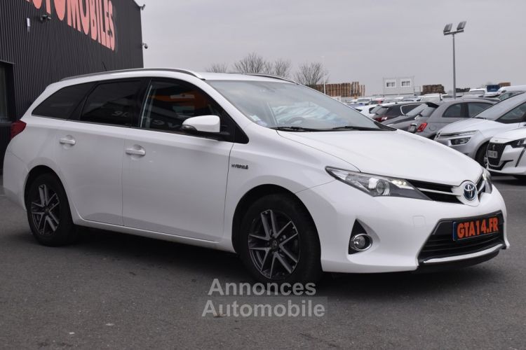 Toyota Auris Touring Sports HSD 136H FEEL! - <small></small> 11.490 € <small>TTC</small> - #20