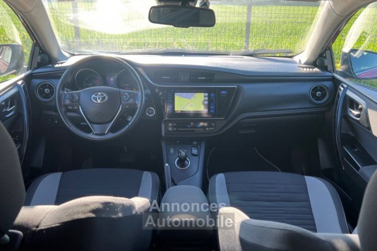 Toyota Auris Touring Sports HSD 136H FREESTYLE Série limitée - <small></small> 17.990 € <small>TTC</small> - #9
