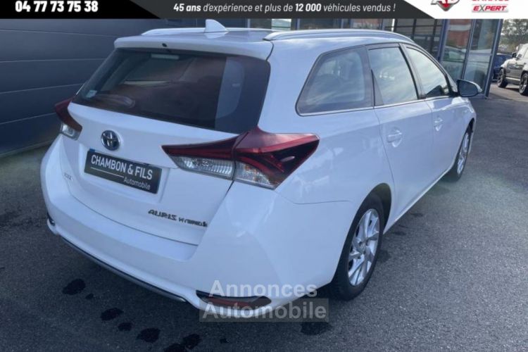 Toyota Auris Touring Sports Hybride 136h Dynamic - <small></small> 15.990 € <small>TTC</small> - #4