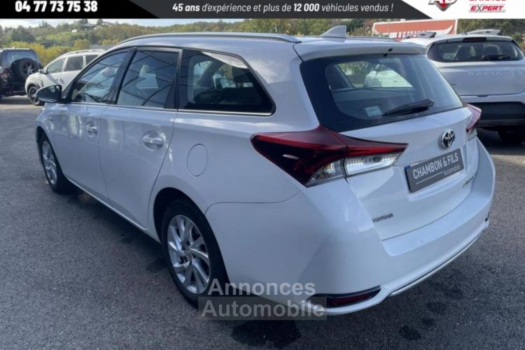 Toyota Auris Touring Sports Hybride 136h Dynamic - <small></small> 15.990 € <small>TTC</small> - #5