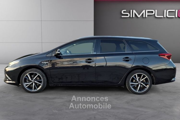 Toyota Auris Touring Sports Hybride 136h Executive / SIEGES CHAUFFANTS / CAMERA RECUL / ATTELAGE AMOVIBLE / GARANTIE 12 MOIS - <small></small> 14.980 € <small>TTC</small> - #6