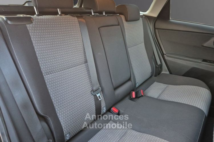 Toyota Auris Touring Sports Hybride 136h Executive / SIEGES CHAUFFANTS / CAMERA RECUL / ATTELAGE AMOVIBLE / GARANTIE 12 MOIS - <small></small> 14.980 € <small>TTC</small> - #11