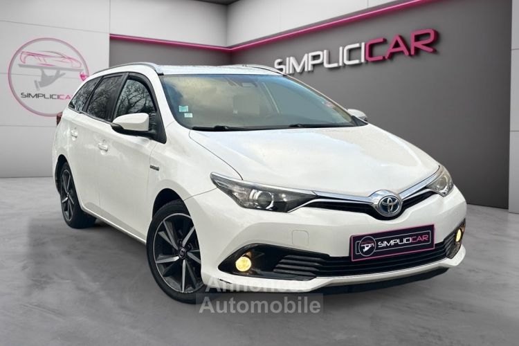 Toyota Auris Touring Sports PRO MY17 Hybride Pro 136h Design - <small></small> 12.490 € <small>TTC</small> - #1