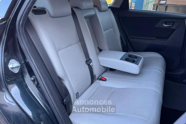 Toyota Auris Touring Sports TOURING-SPORTS 1.8 HSD 136H 100 FULL-HYBRID BUSINESS 15-POUCES BVA - <small></small> 12.490 € <small>TTC</small> - #11