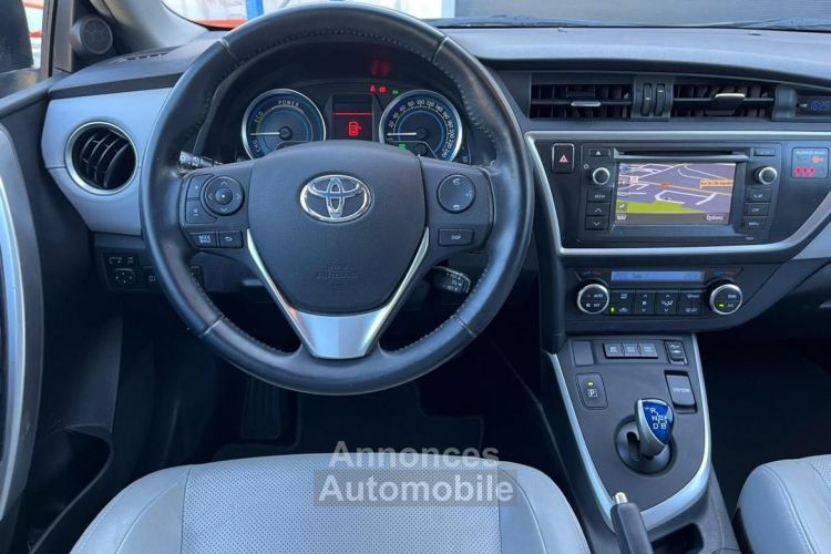 Toyota Auris Touring Sports TOURING-SPORTS 1.8 HSD 136H 100 FULL-HYBRID BUSINESS 15-POUCES BVA - <small></small> 12.490 € <small>TTC</small> - #14