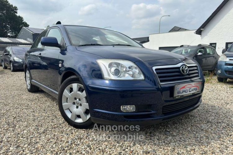 Toyota Avensis 2.0 Turbo D4D 16v Linea Sol CLIM-ETAT IMPECABLE - <small></small> 4.250 € <small>TTC</small> - #2