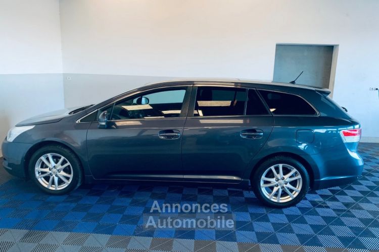 Toyota Avensis SW 126 ch D-4D SkyView Edition - <small></small> 6.990 € <small>TTC</small> - #6