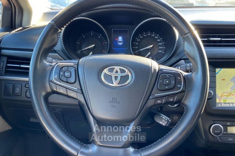 Toyota Avensis TOURING 112 D4D DYNAMIC - <small></small> 11.900 € <small>TTC</small> - #25