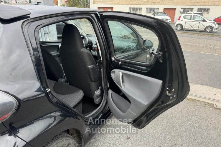 Toyota Aygo 1.0 VVT-i  Confort + Clim - <small></small> 4.990 € <small>TTC</small> - #11