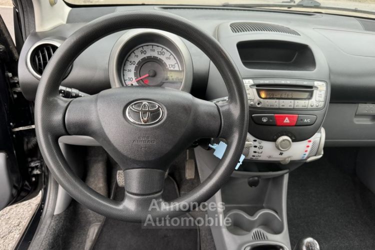 Toyota Aygo 1.0 VVT-i  Confort + Clim - <small></small> 4.990 € <small>TTC</small> - #25