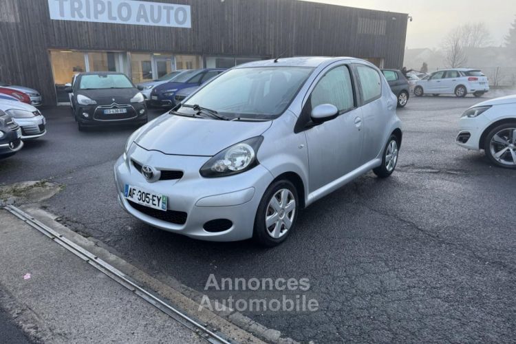 Toyota Aygo 1.0 VVT-i  Confort + Clim - <small></small> 5.990 € <small>TTC</small> - #1