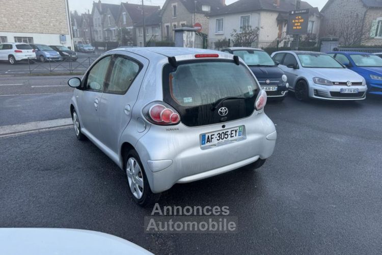 Toyota Aygo 1.0 VVT-i  Confort + Clim - <small></small> 5.990 € <small>TTC</small> - #3