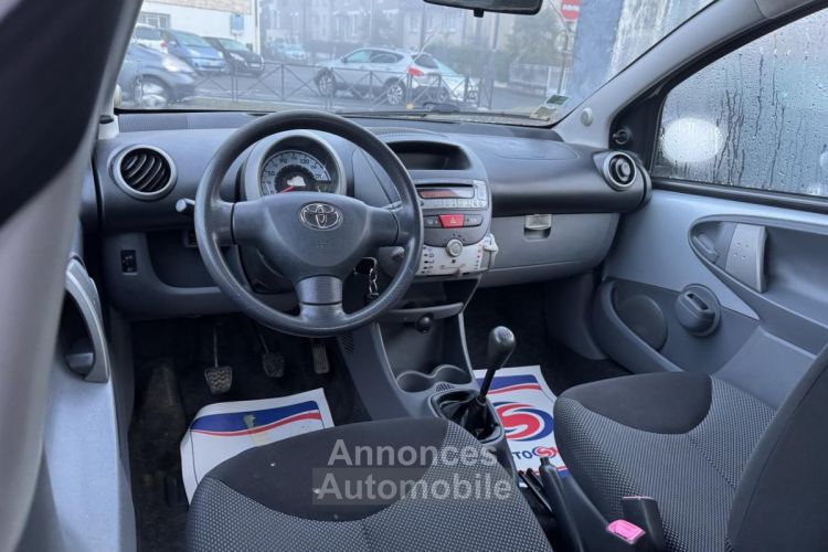 Toyota Aygo 1.0 VVT-i  Confort + Clim - <small></small> 5.990 € <small>TTC</small> - #16