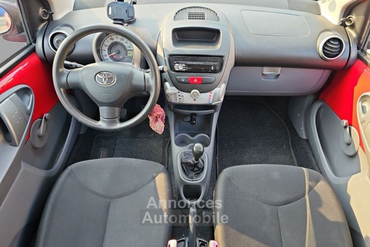 Toyota Aygo 1.0 VVT-i 68 Confort - <small></small> 4.990 € <small>TTC</small> - #2